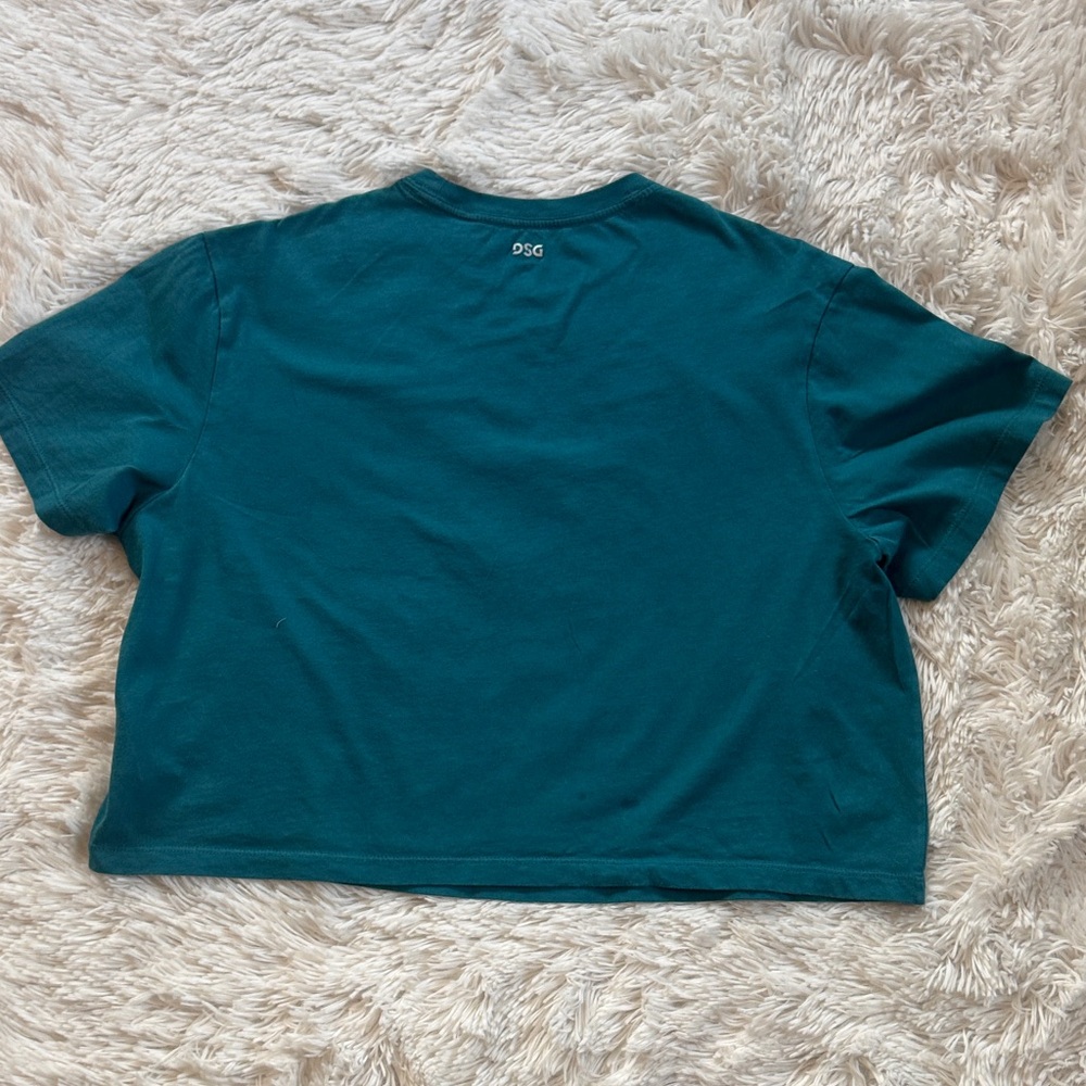 DSG Dick’s Sporting Goods Teal Athletic Cropped Graphic Tee Girls/Juniors Retro - Picture 5 of 6